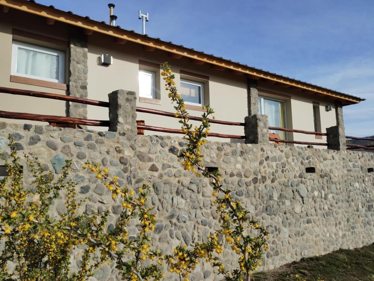 Willa La Mata De Calafate El Calafate Zewnętrze zdjęcie